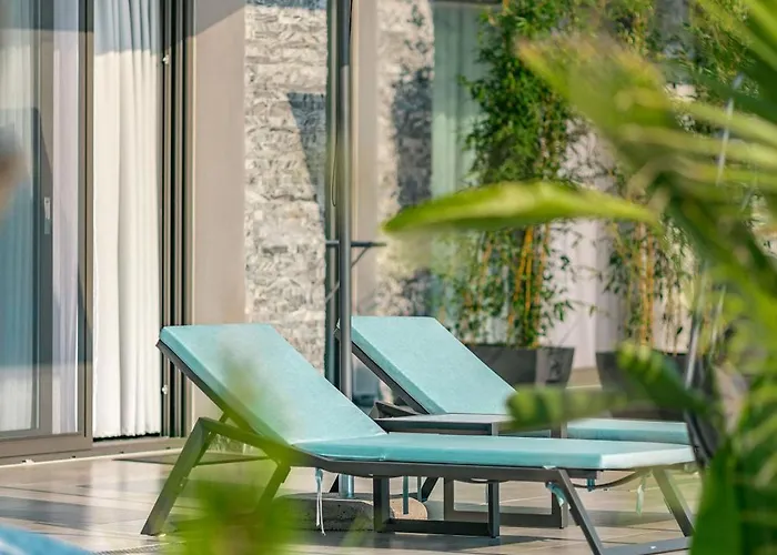 Nooa * Skala Rachoni (Thasos)